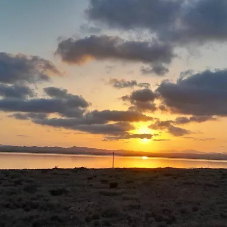 Waterfront Laguna Rosa تورّيفيِخا